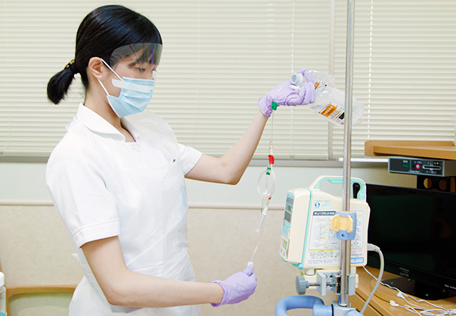 先輩ナースの1日 木村看護師の１日 採用案内 岡山大学病院 看護部 Okayama University Hospital